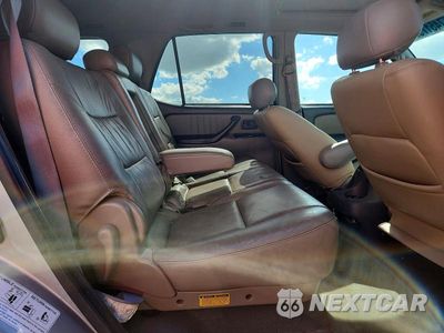 Zdjęcie 11 z 13 samochodu: 2001 TOYOTA SEQUOIA LIMITED VIN:5TDBT48A21S043886 - miniatura