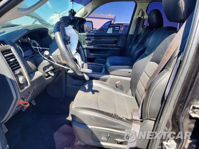 Zdjęcie 7 z 13 samochodu: 2017 RAM 1500 SPORT VIN:1C6RR7MTXHS558830 - miniatura
