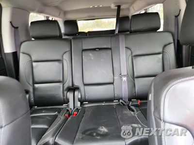 Zdjęcie 10 z 14 samochodu: 2015 CHEVROLET SUBURBAN K1500 LT VIN:1GNSKJKC7FR694147 - miniatura