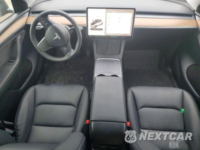 Zdjęcie 8 z 13 samochodu: 2024 TESLA MODEL Y VIN:7SAYGDEE1RA302406 - miniatura
