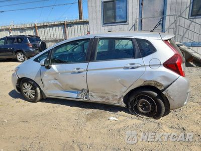 Drugie zdjęcie samochodu z przodu: 2015 HONDA FIT LX VIN:3HGGK5H50FM723909 - miniatura