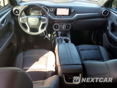 Zdjęcie 8 z 13 samochodu: 2020 CHEVROLET BLAZER 3LT VIN:3GNKBJRS6LS706486 - miniatura