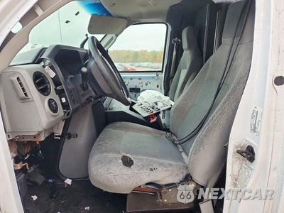 Zdjęcie 7 z 14 samochodu: 2019 FORD ECONOLINE - AMBULANCE VIN:1FDWE3FS3KDC58753 - miniatura