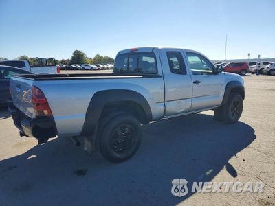Trzecie zdjęcie samochodu z tyłu: 2006 TOYOTA TACOMA BASE VIN:5TEUX42N36Z157317 - miniatura