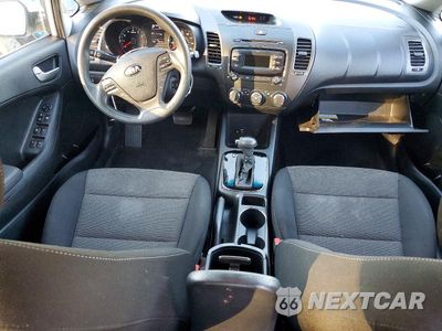 Zdjęcie 8 z 13 samochodu: 2018 KIA FORTE LX VIN:3KPFK4A71JE205472 - miniatura