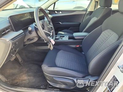 Zdjęcie 7 z 12 samochodu: 2026 KIA K5 LXS VIN:KNAG24J73T5460611 - miniatura