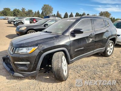 2019 JEEP COMPASS LATITUDE 3C4NJDBBXKT631014 - główne zdjęcie licytacji z USA - miniatura