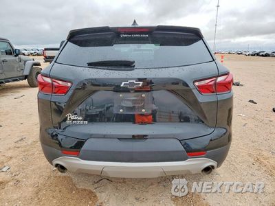 Zdjęcie 6 z 12 samochodu: 2020 CHEVROLET BLAZER VIN:3GNKBBRA1LS641284 - miniatura