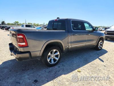 Trzecie zdjęcie samochodu z tyłu: 2019 RAM 1500 LIMITED VIN:1C6SRFHT7KN573023 - miniatura