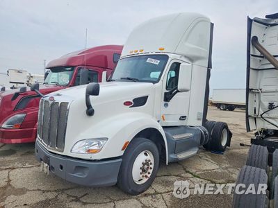 2016 PETERBILT 579 SEMI TRUCK 1XPBA48X6GD339684 - główne zdjęcie licytacji z USA - miniatura