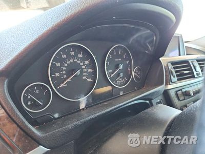 Zdjęcie 9 z 12 samochodu: 2014 BMW 328 I VIN:WBA3A5C55EP601933 - miniatura