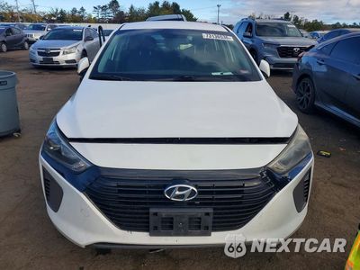 Piąte zdjęcie samochodu w środku: 2017 HYUNDAI IONIQ BLUE VIN:KMHC65LC5HU030609 - miniatura