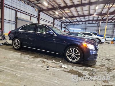 Czwarte zdjęcie samochodu z boku: 2016 MERCEDES-BENZ C 300 VIN:55SWF4JB6GU122453 - miniatura