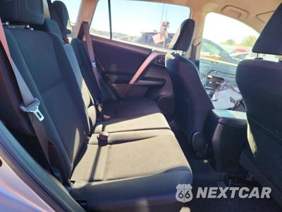 Zdjęcie 11 z 13 samochodu: 2018 TOYOTA RAV4 LE VIN:JTMBFREV0JJ215549 - miniatura