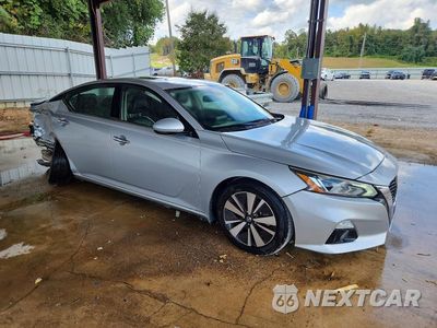 Czwarte zdjęcie samochodu z boku: 2020 NISSAN ALTIMA SL VIN:1N4BL4EV1LC121012 - miniatura