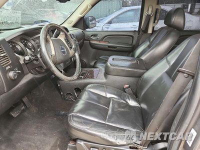 Zdjęcie 7 z 12 samochodu: 2007 GMC NEW SIERRA C1500 VIN:2GTEC13C471540765 - miniatura