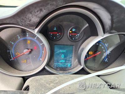 Zdjęcie 9 z 12 samochodu: 2012 CHEVROLET CRUZE LS VIN:1G1PC5SH3C7225295 - miniatura