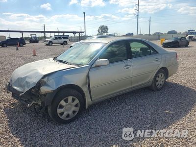 2003 TOYOTA CAMRY LE 4T1BE32K83U135018 - główne zdjęcie licytacji z USA - miniatura