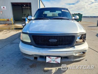 Piąte zdjęcie samochodu w środku: 2002 FORD F150 VIN:2FTRX07L02CA81080 - miniatura