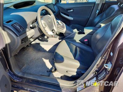 Zdjęcie 7 z 12 samochodu: 2011 TOYOTA PRIUS THREE VIN:JTDKN3DUXB0319076 - miniatura