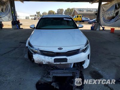 Piąte zdjęcie samochodu w środku: 2017 KIA OPTIMA PLUG-IN HYBRID EX VIN:KNAGV4LD8H5018988 - miniatura