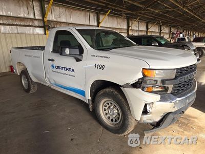 Czwarte zdjęcie samochodu z boku: 2021 CHEVROLET SILVERADO C1500 VIN:3GCNWAEH9MG315454 - miniatura