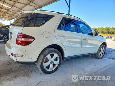 Trzecie zdjęcie samochodu z tyłu: 2010 MERCEDES-BENZ ML 350 VIN:4JGBB5GB7AA543361 - miniatura