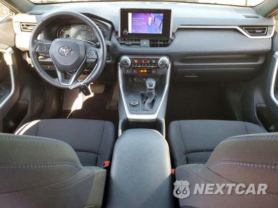 Zdjęcie 8 z 14 samochodu: 2024 TOYOTA RAV4 SE VIN:JTM16RFV8RJ046158 - miniatura