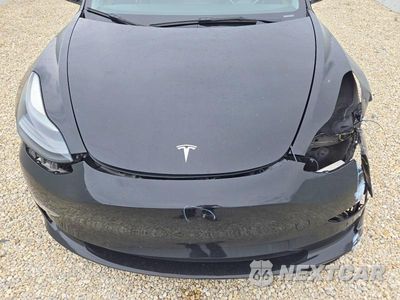 Zdjęcie 11 z 12 samochodu: 2022 TESLA MODEL 3 VIN:5YJ3E1EA5NF285650 - miniatura