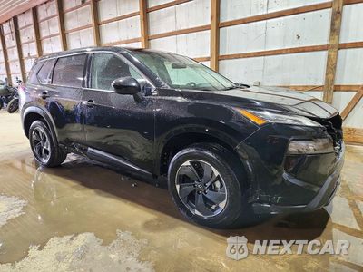 Czwarte zdjęcie samochodu z boku: 2025 NISSAN ROGUE SV VIN:5N1BT3BB7SC787042 - miniatura
