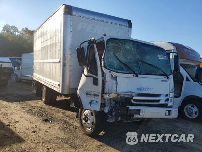 Czwarte zdjęcie samochodu z boku: 2023 ISUZU NPR HD BOX TRUCK VIN:54DC4W1D8PS202326 - miniatura