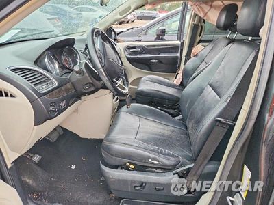 Zdjęcie 7 z 13 samochodu: 2011 CHRYSLER TOWN & COUNTRY TOURING L VIN:2A4RR8DG2BR604929 - miniatura