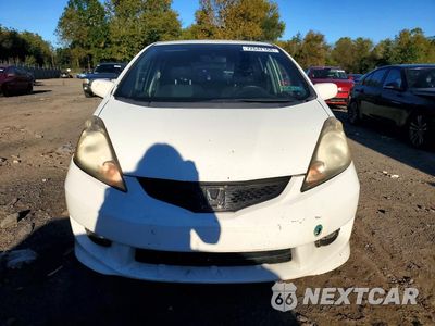 Piąte zdjęcie samochodu w środku: 2010 HONDA FIT SPORT VIN:JHMGE8H45AC023259 - miniatura