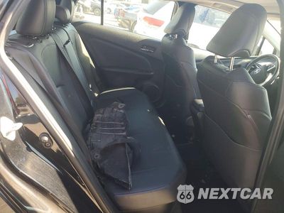 Zdjęcie 10 z 12 samochodu: 2018 TOYOTA PRIUS FOUR VIN:JTDKARFU2J3546559 - miniatura