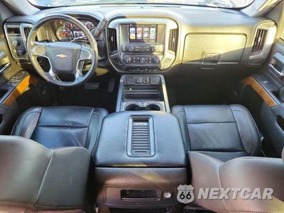 Zdjęcie 8 z 12 samochodu: 2017 CHEVROLET SILVERADO K1500 LTZ VIN:3GCUKSEC4HG408759 - miniatura