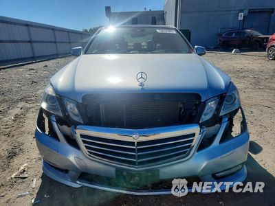 Piąte zdjęcie samochodu w środku: 2013 MERCEDES-BENZ E 350 4MATIC VIN:WDDHF8JB4DA669605 - miniatura