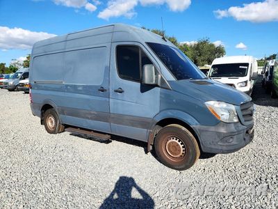 Czwarte zdjęcie samochodu z boku: 2018 MERCEDES-BENZ SPRINTER 2500 DELIVERY VAN VIN:WD3PE7CD7JP623822 - miniatura