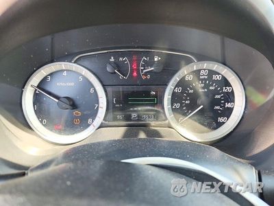 Zdjęcie 9 z 12 samochodu: 2014 NISSAN SENTRA SV VIN:3N1AB7AP2EY255946 - miniatura