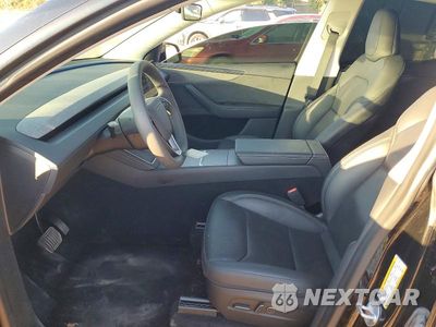Zdjęcie 7 z 12 samochodu: 2026 TESLA MODEL Y VIN:7SAYGDED7TA429112 - miniatura