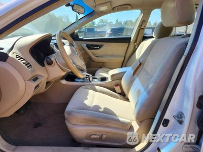 Zdjęcie 7 z 12 samochodu: 2013 NISSAN ALTIMA 2.5 VIN:1N4AL3AP4DN452024 - miniatura