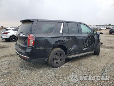 Trzecie zdjęcie samochodu z tyłu: 2024 CHEVROLET TAHOE C1500 VIN:1GNSCLED2RR344457 - miniatura