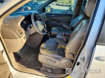 Zdjęcie 7 z 13 samochodu: 2004 TOYOTA SIENNA XLE 7 PASSENGER VIN:5TDZA22C24S080282 - miniatura