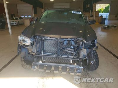 Piąte zdjęcie samochodu w środku: 2018 TOYOTA TACOMA TRD OFF-ROAD VIN:5TFSZ5AN1JX140167 - miniatura