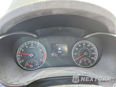 Zdjęcie 9 z 12 samochodu: 2019 KIA OPTIMA EX VIN:5XXGU4L1XKG327733 - miniatura