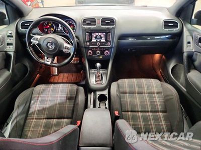 Zdjęcie 8 z 12 samochodu: 2011 VOLKSWAGEN GTI VIN:WVWHD7AJ5BW103129 - miniatura