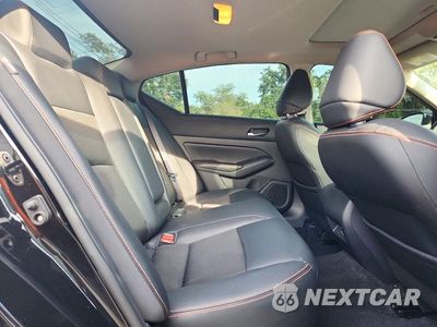 Zdjęcie 10 z 12 samochodu: 2019 NISSAN ALTIMA SR VIN:1N4BL4CV0KN316055 - miniatura