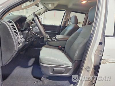 Zdjęcie 7 z 12 samochodu: 2016 RAM 1500 ST VIN:1C6RR7FGXGS276945 - miniatura