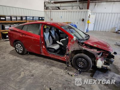Czwarte zdjęcie samochodu z boku: 2017 TOYOTA PRIUS THREE VIN:JTDKARFU6H3528561 - miniatura