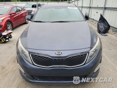 Piąte zdjęcie samochodu w środku: 2015 KIA OPTIMA LX VIN:KNAGM4A71F5553836 - miniatura