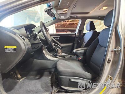 Zdjęcie 7 z 13 samochodu: 2016 HYUNDAI ELANTRA VALUE EDITION VIN:KMHDH4AEXGU486634 - miniatura